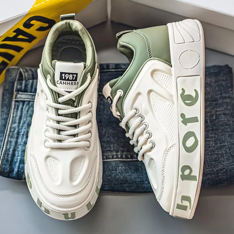 俞兆林男鞋新款秋季运动休闲板鞋男士潮流百搭增高厚底潮鞋