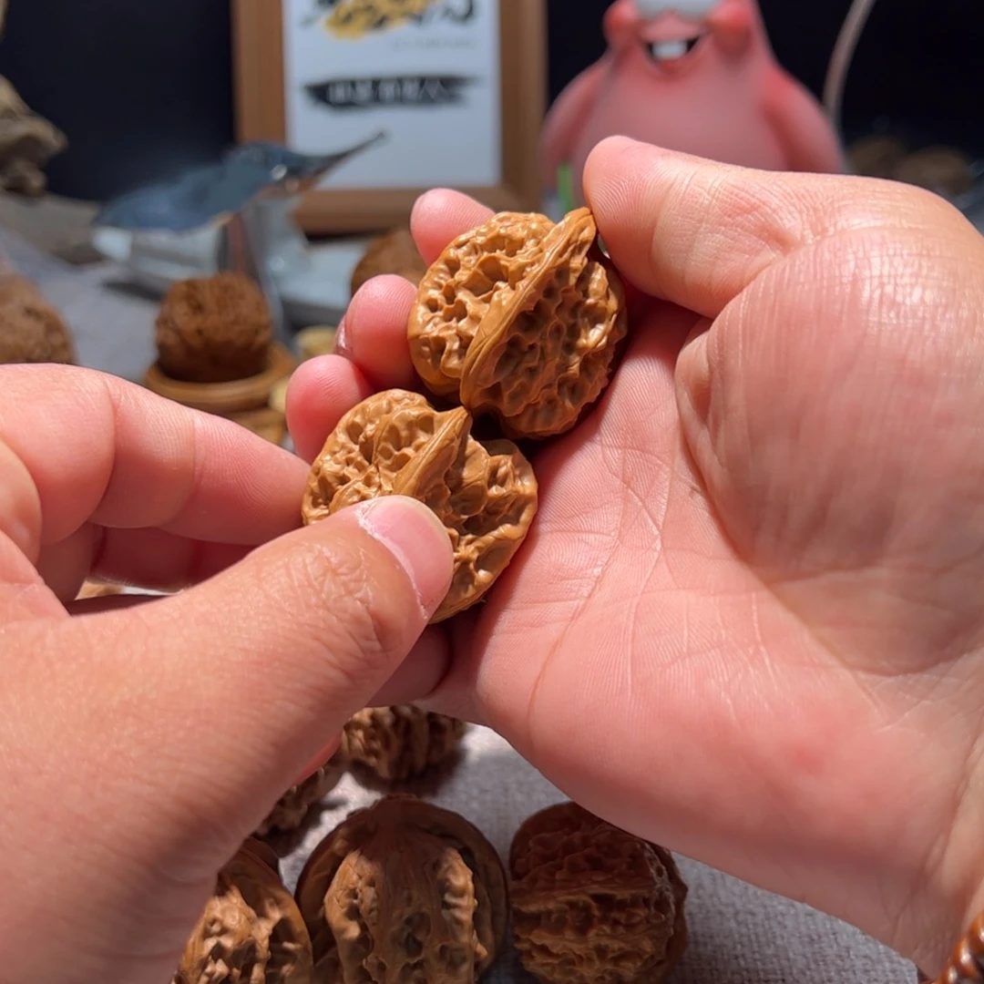 文玩核桃把件J*z全品36磐石