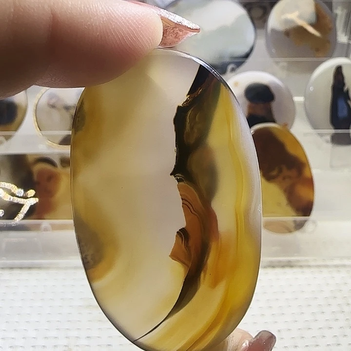 玛瑙/玉髓未镶嵌珠宝奇石