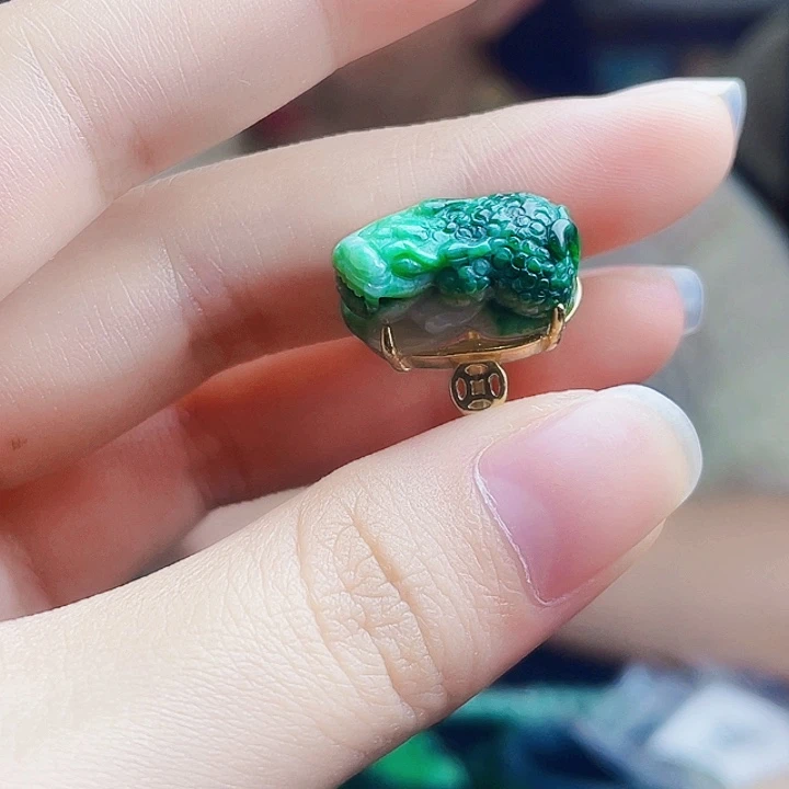 翡翠银S925镶嵌颈饰多样性