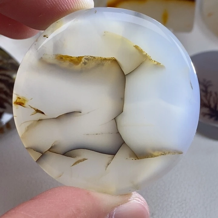 未镶嵌奇石玛瑙/玉髓俺**下