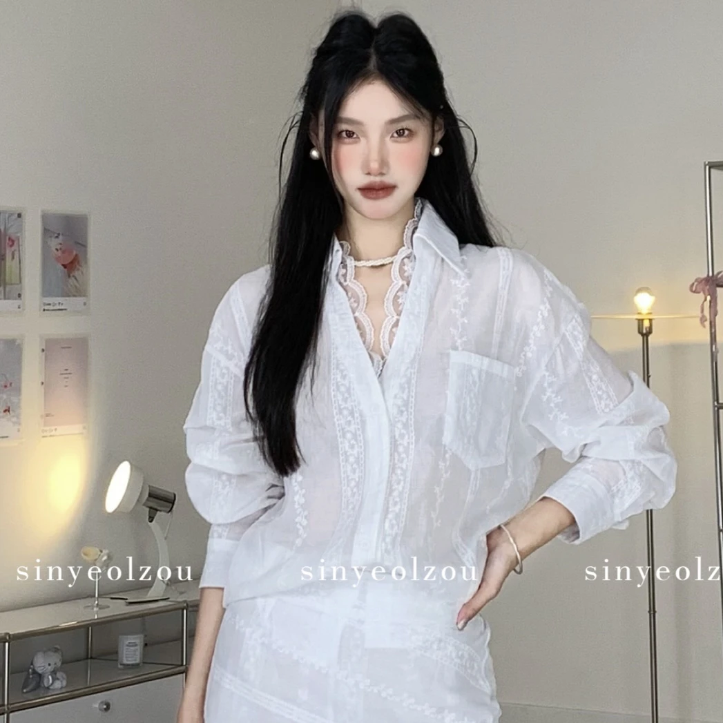 sinyeolzou 清*no退换 #8009刺绣蕾丝纯欲衬衫