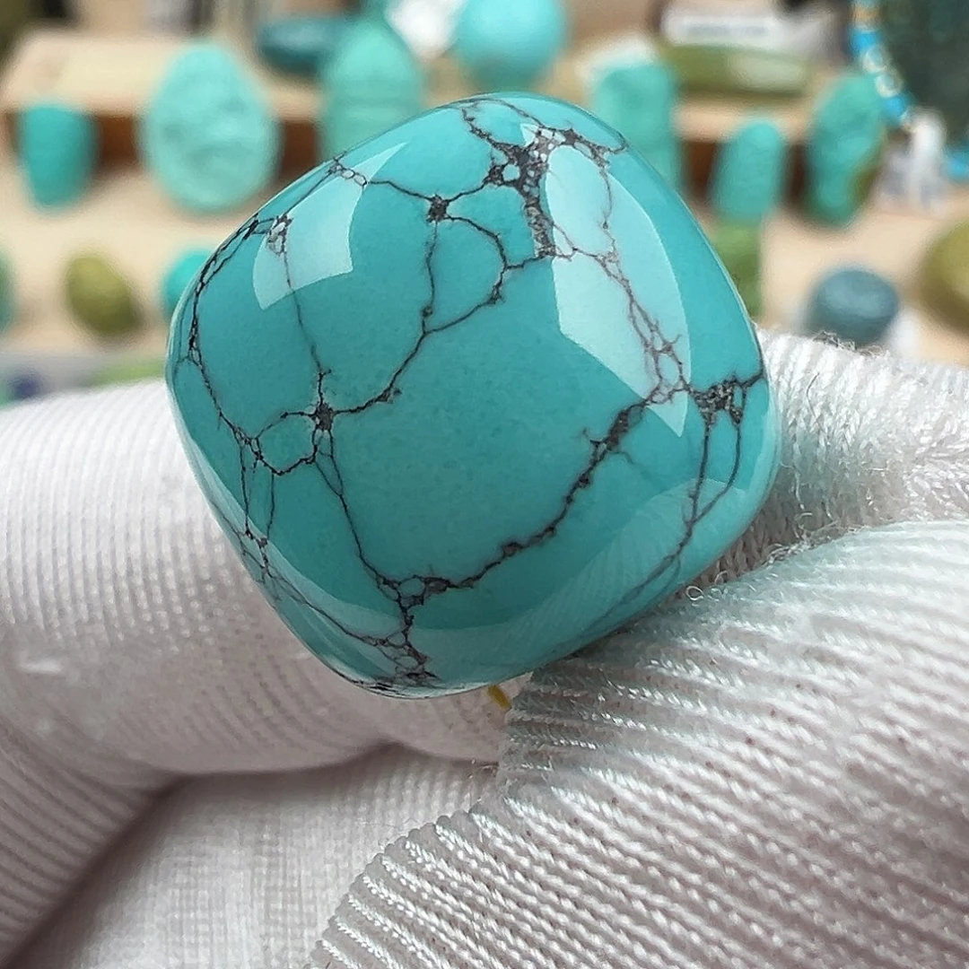 绿松石配饰未镶嵌