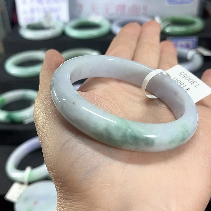 翡翠未镶嵌手镯纯天然缅甸翡翠手镯