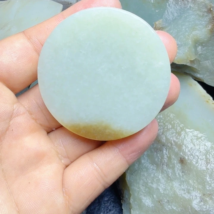 竹***。和田玉（糖玉）未镶嵌珠宝奇石