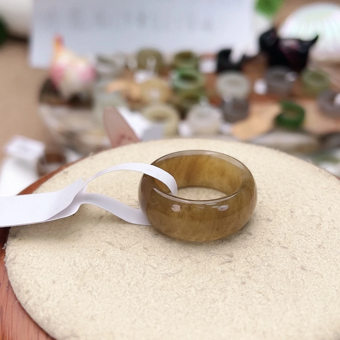 未镶嵌戒指和田玉（糖玉）c51糖色轮胎17.9不退货