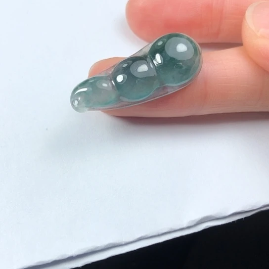 翡翠未镶嵌颈饰缅甸A货，每天下午1点半开播