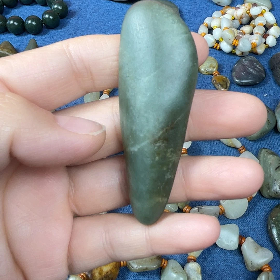 和田玉珠宝奇石未镶嵌咖****?