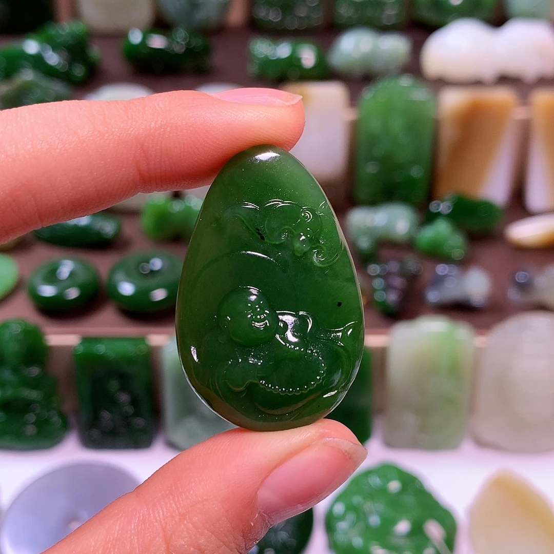 和田玉未镶嵌挂件