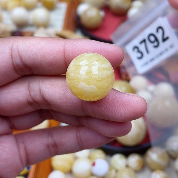蜜蜡未镶嵌珠宝奇石粉20