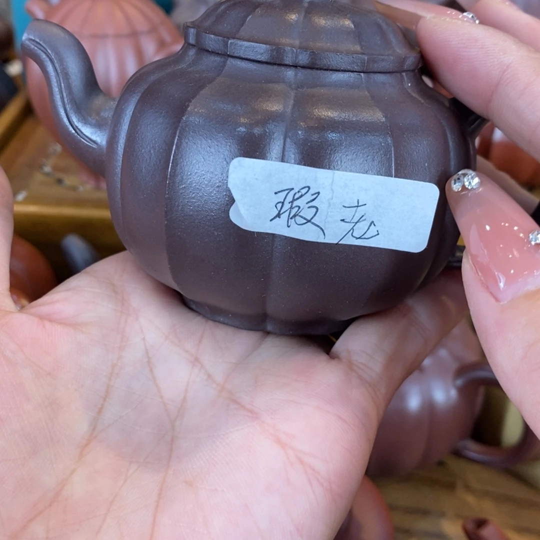 茶壶紫砂原矿泥料手工壶制作