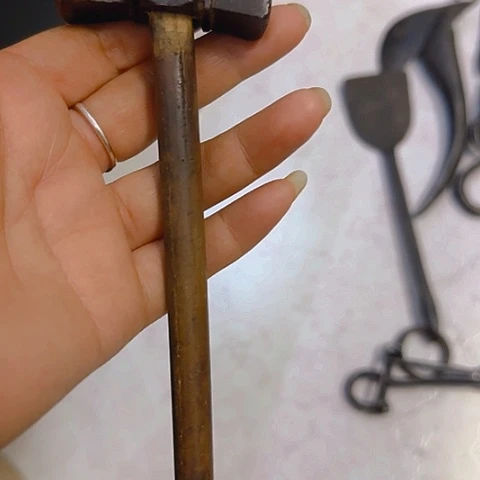 玩***玩合成树脂民俗老物件，包老包邮。