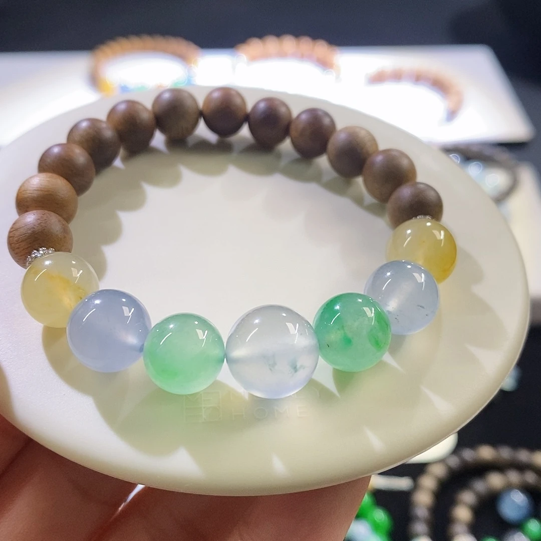 未镶嵌挂件翡翠半串