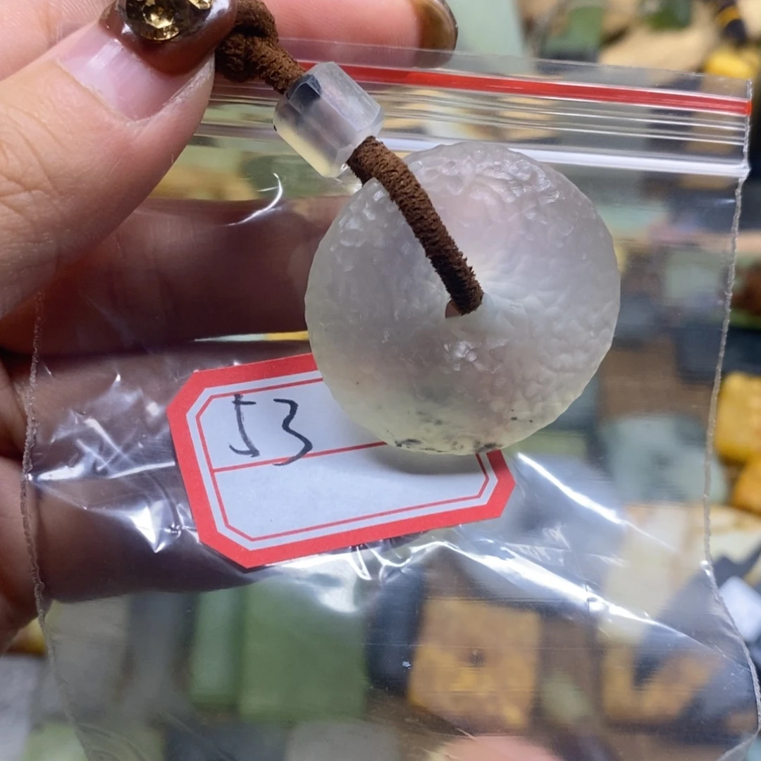 蛇纹石玉挂件未镶嵌小*