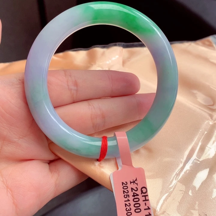 翡翠未镶嵌手镯翡翠