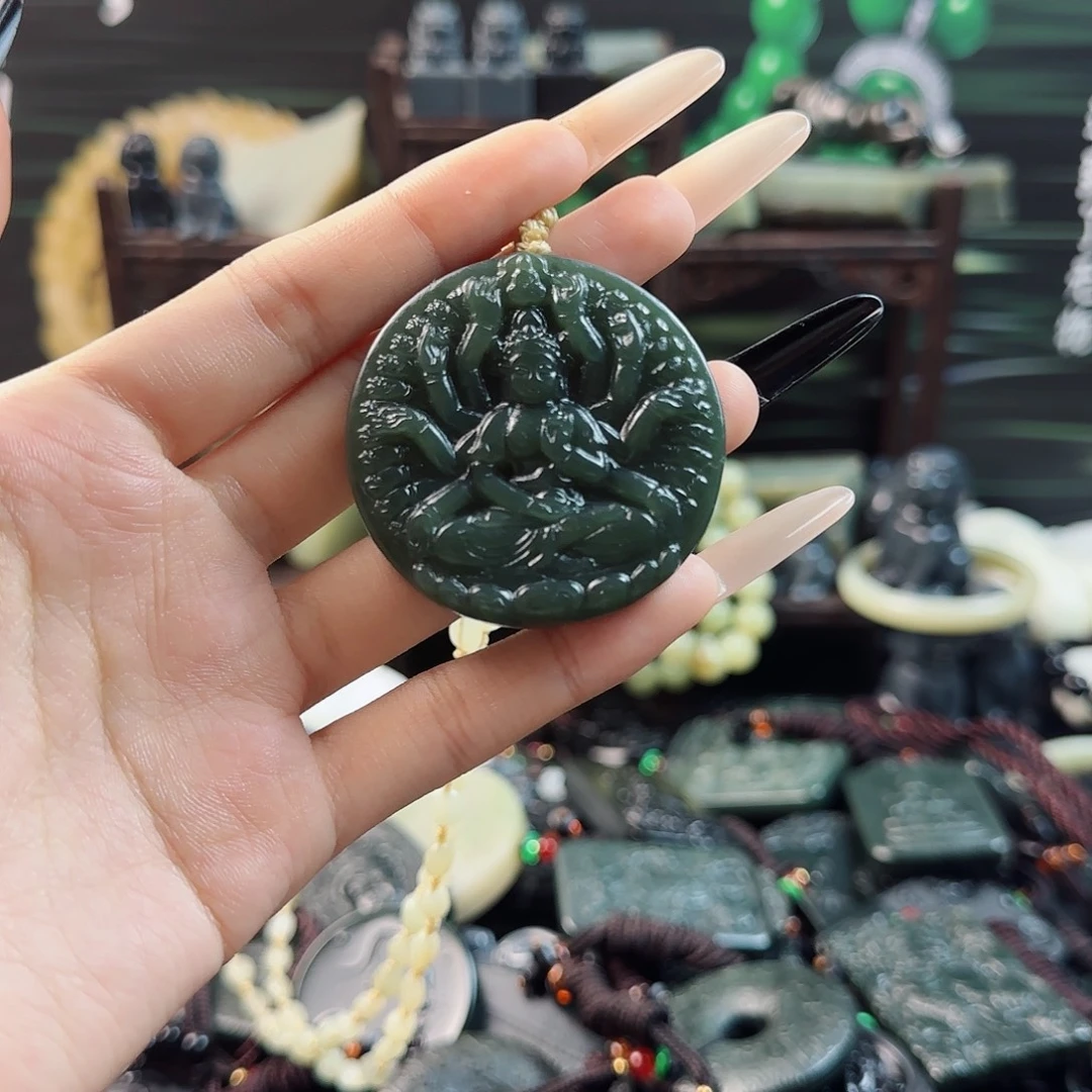 和田玉（糖玉）未镶嵌颈饰