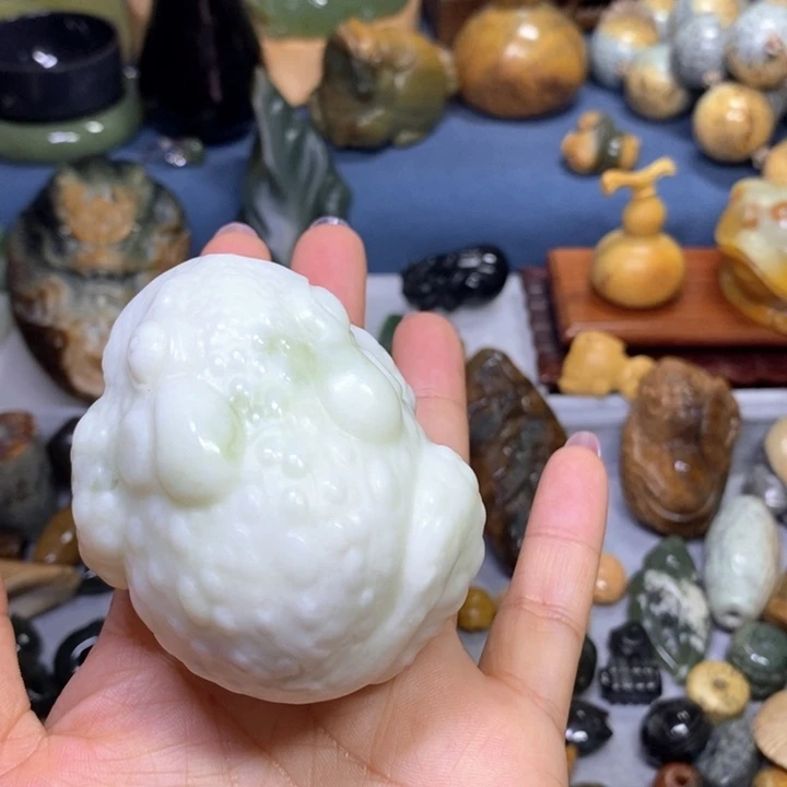 蛇纹石玉未镶嵌岫玉