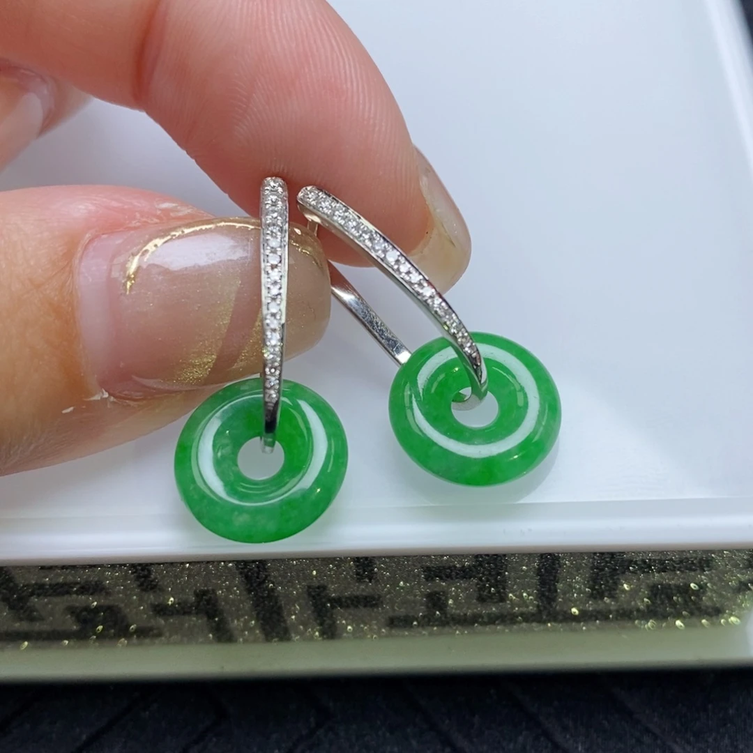 翡翠18K金镶嵌耳饰甜甜圈