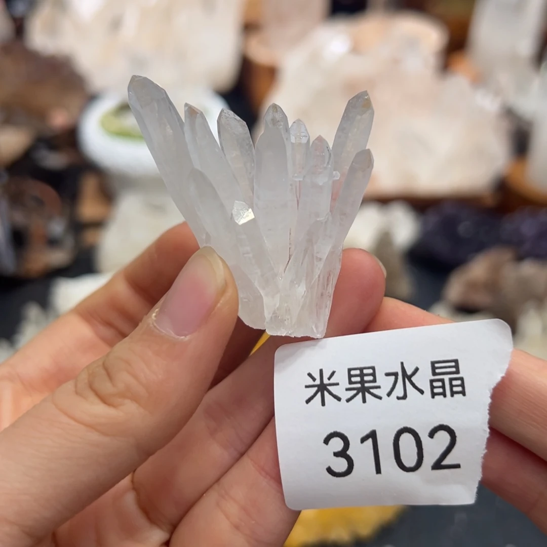 未镶嵌水晶珠宝半成品