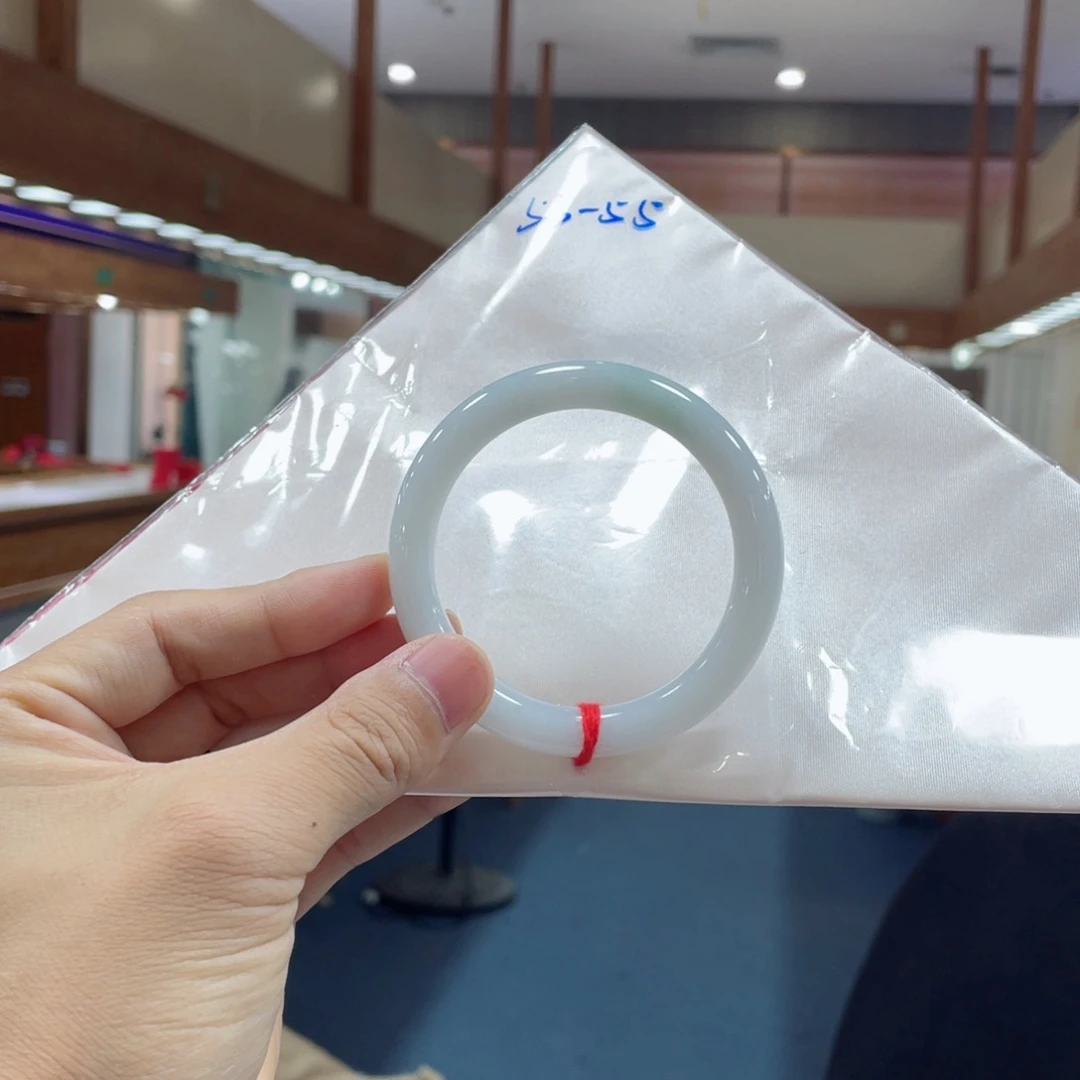 未镶嵌手镯翡翠翡翠