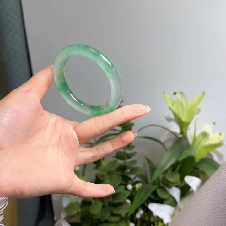 玉夫**泽时尚冰飘花手镯776