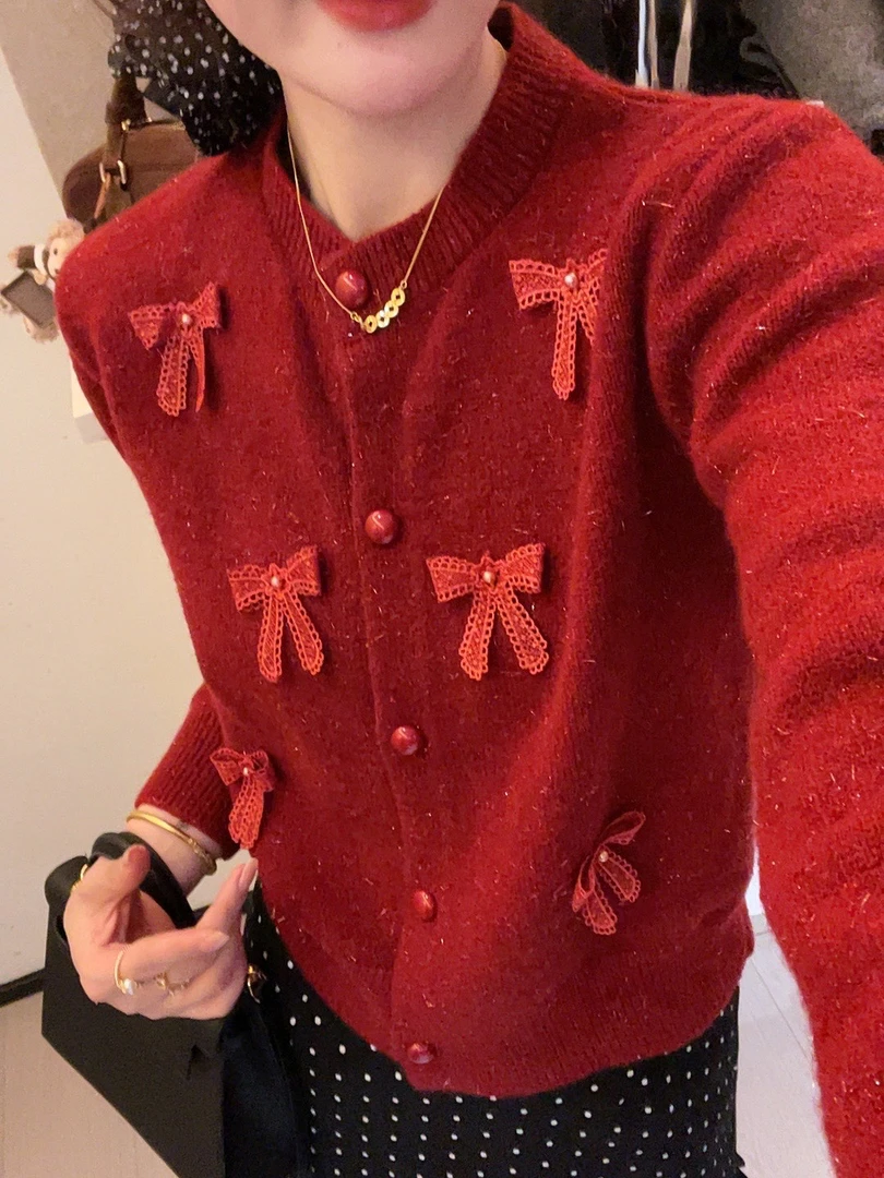 老赵服饰 手工蝴蝶结珠珠开衫毛衣 21AU3077