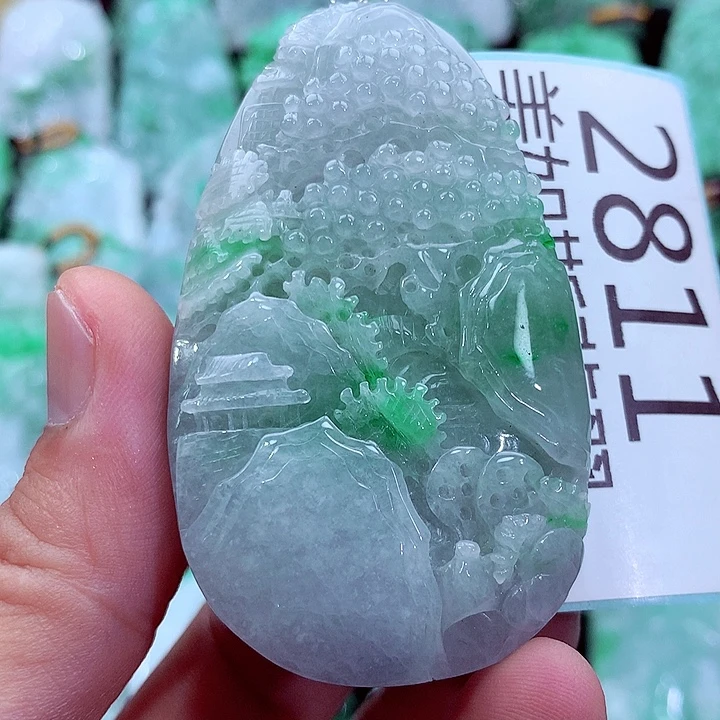 吊坠(不含链)未镶嵌翡翠