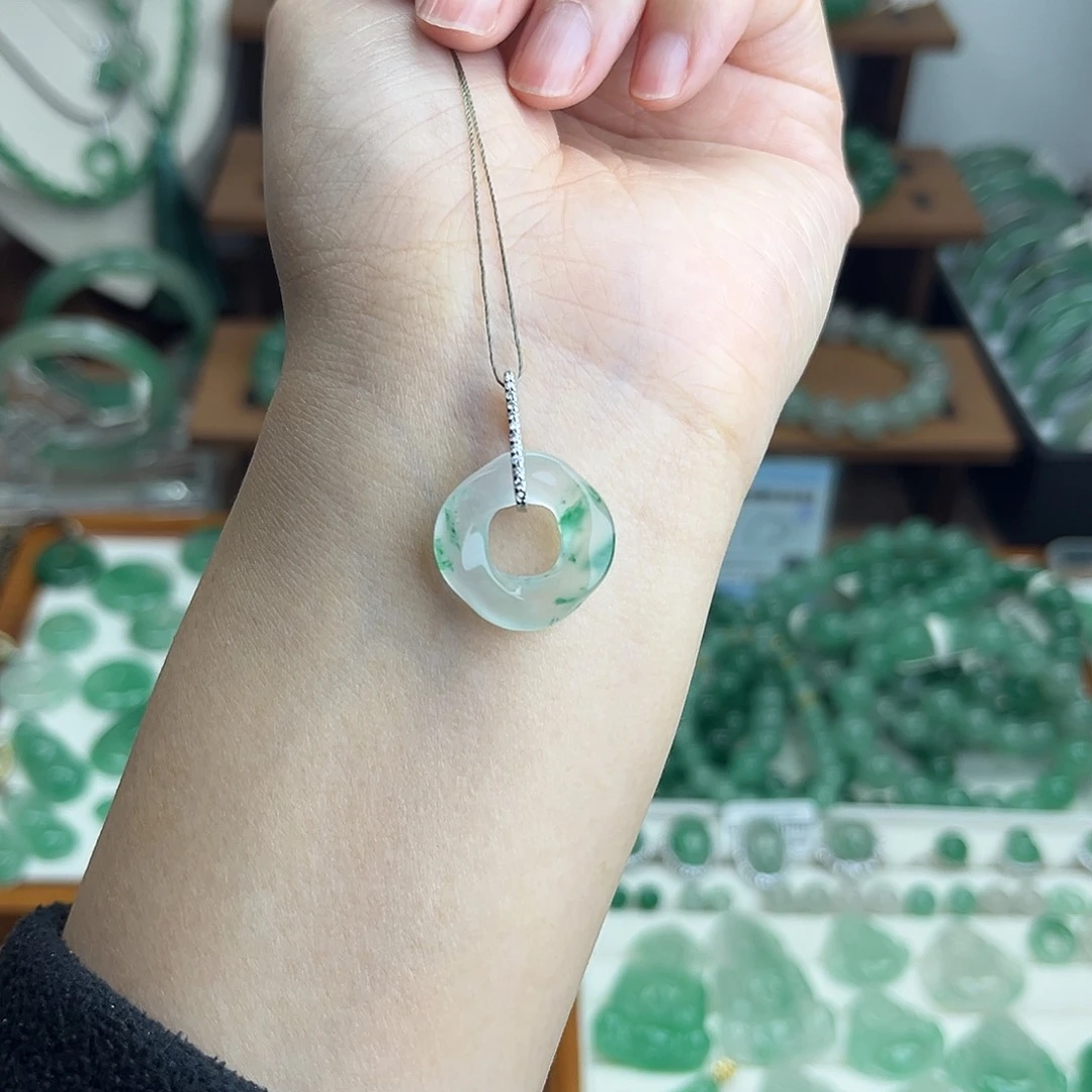 石英质玉（非洲翠）银S925镶嵌吊坠(不含链)扭转乾坤