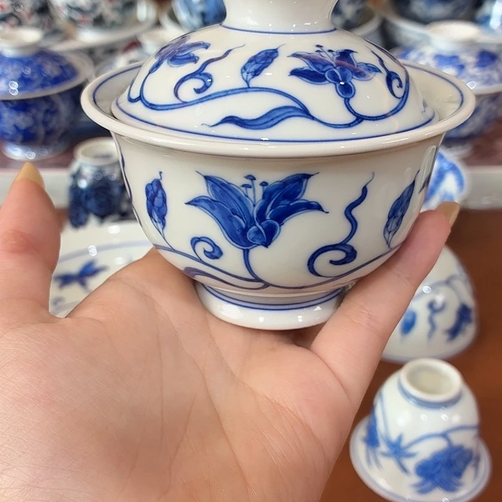 陶瓷。