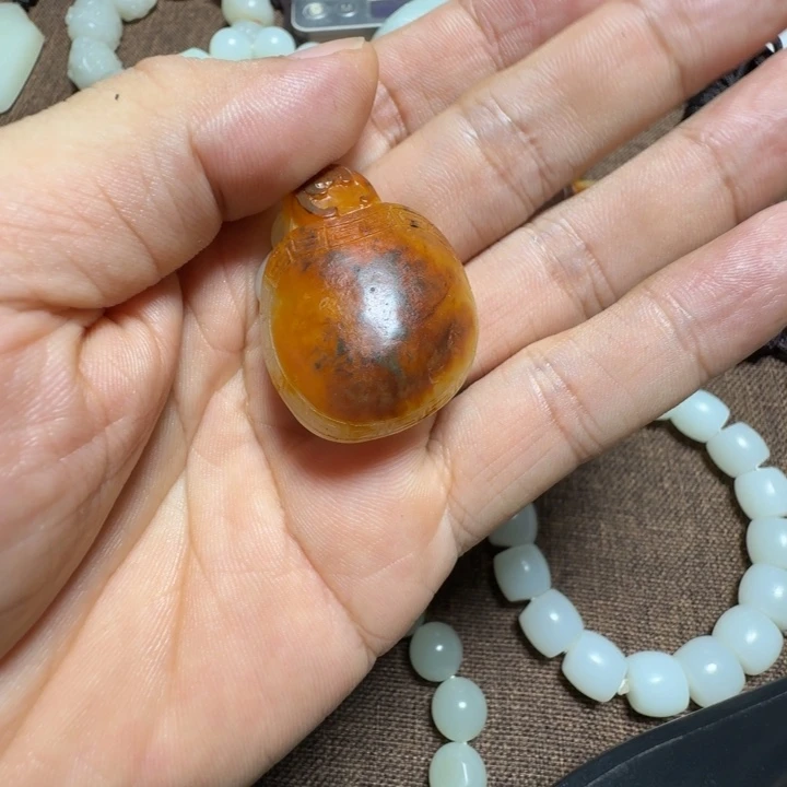 暮***纱颈饰未镶嵌和田玉