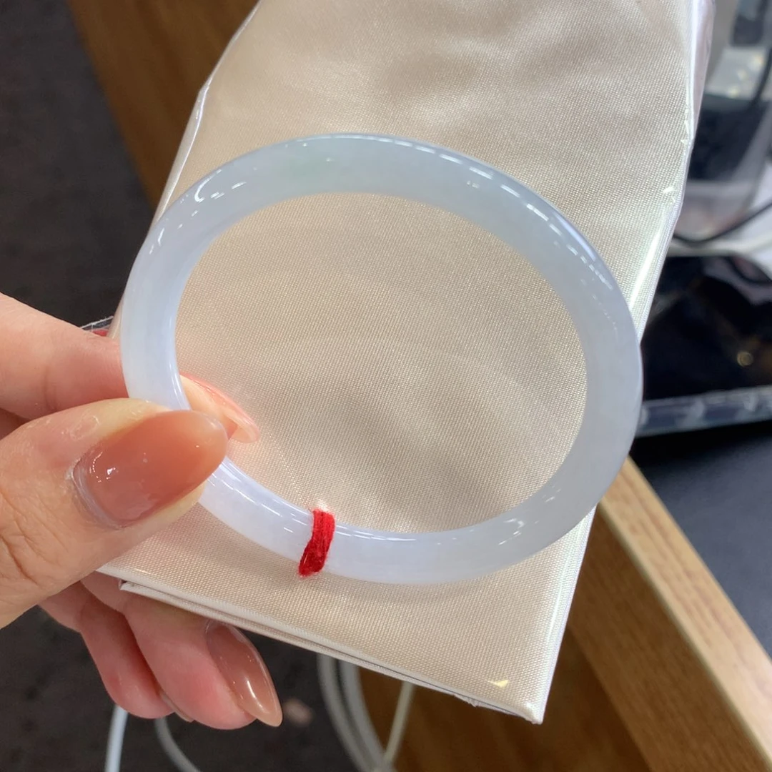 翡翠未镶嵌手镯天然Ａ货翡翠54贵妃