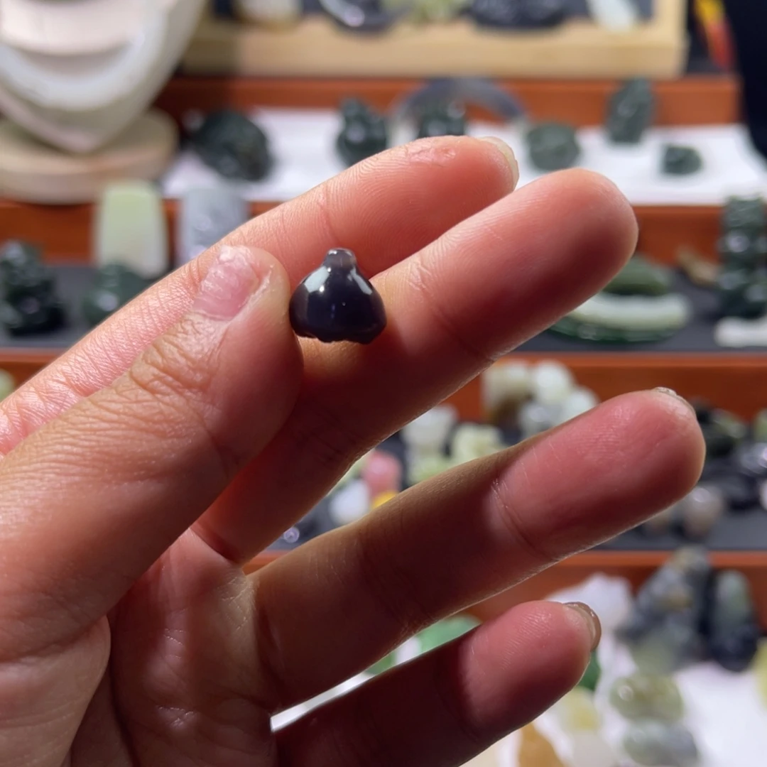 猫***海未镶嵌和田玉挂件