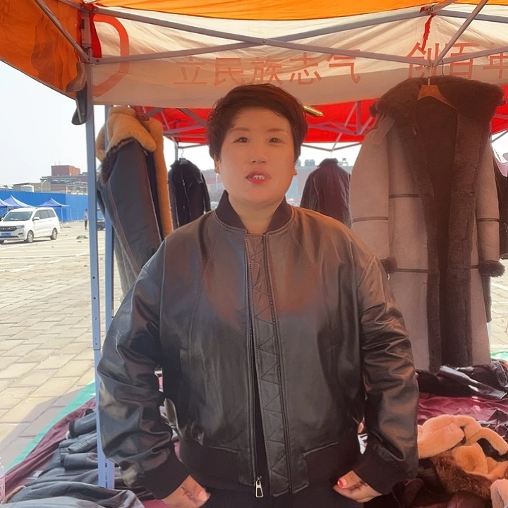我**我女款单皮皮衣