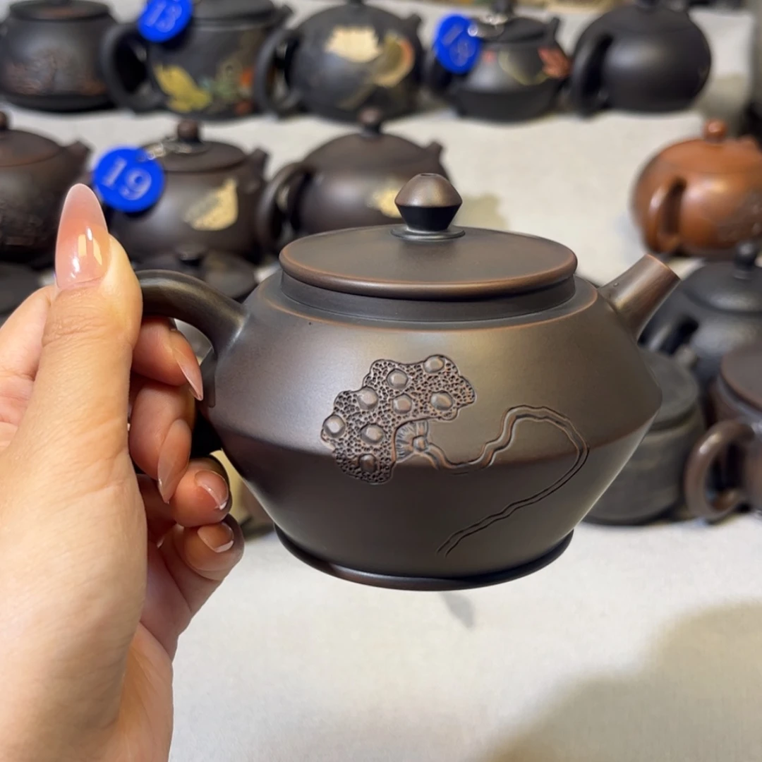 【闪购商品】红泥 浮雕莲蓬 容量 260c c