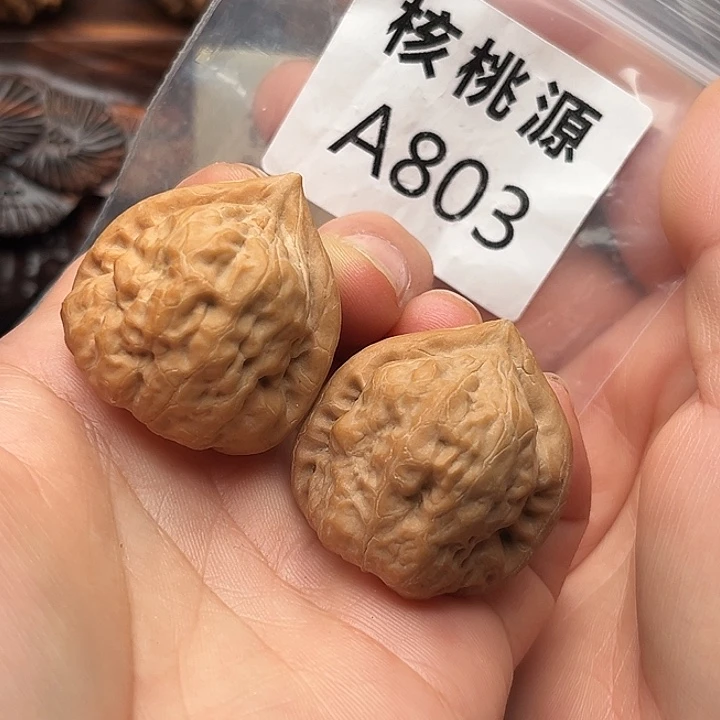 文玩核桃吊坠古蟾35