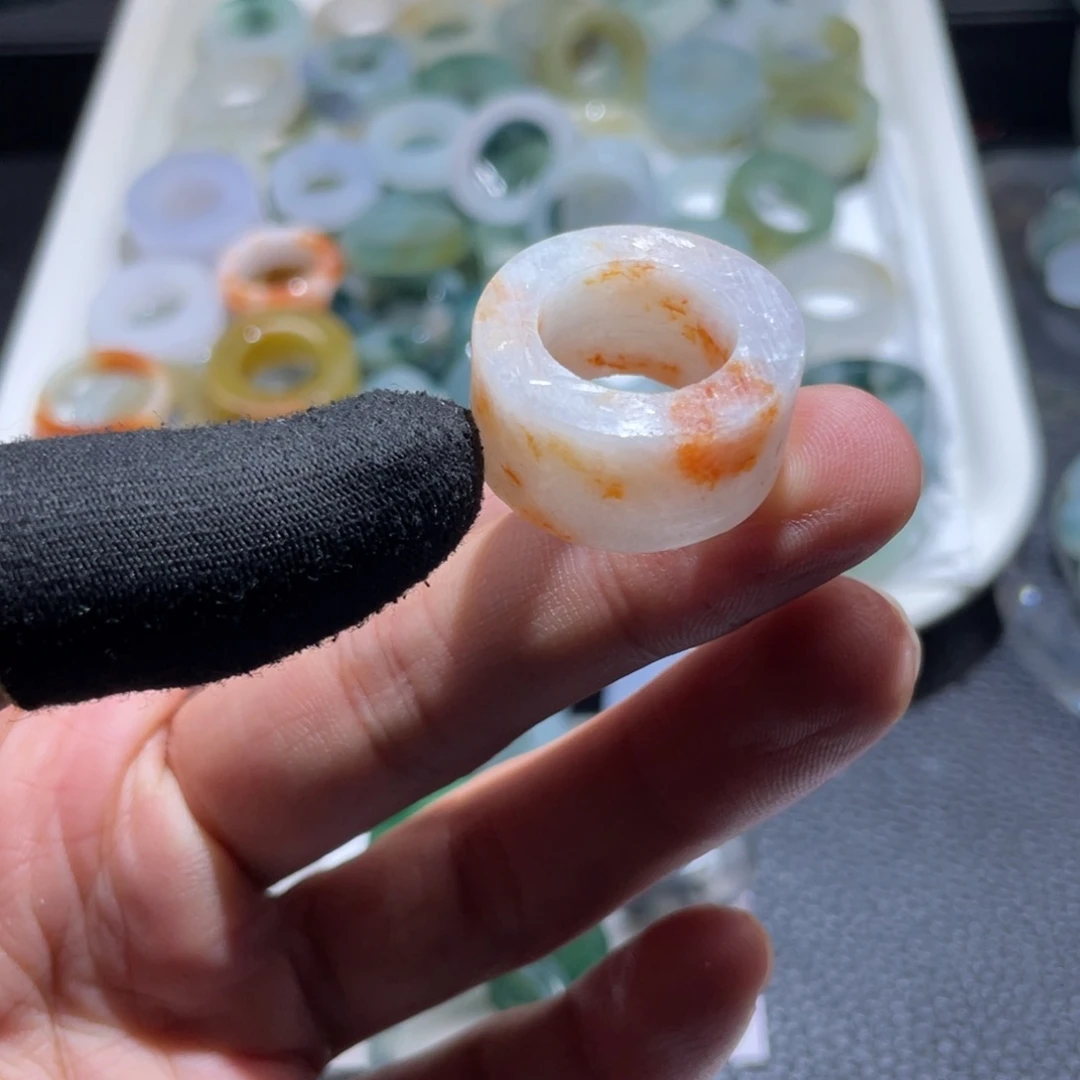 定制翡翠未镶嵌天然翡翠