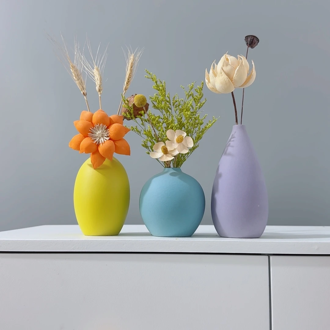 摆件陶瓷小花瓶含花总高约20-30cm
