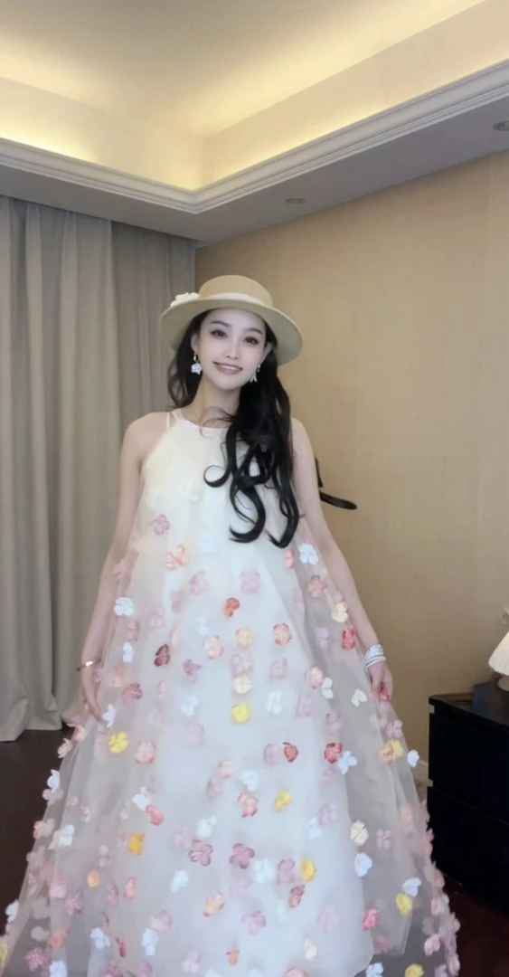 【米儿专属】新款春夏连衣裙度假风立体花朵网纱无袖长裙2515