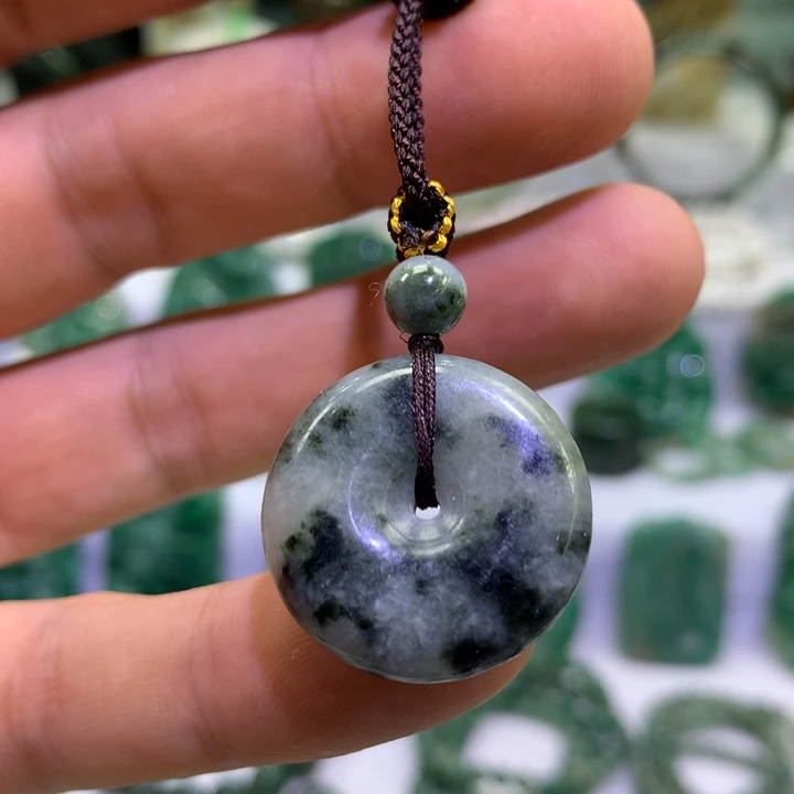 【闪购商品】独山玉未镶嵌颈饰