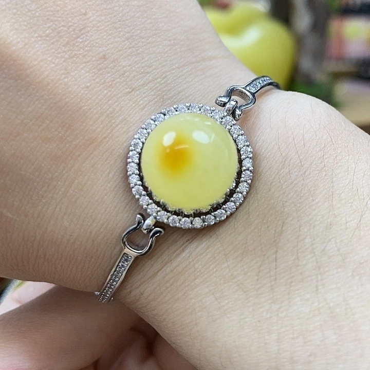 银S925镶嵌颈饰琥珀手链