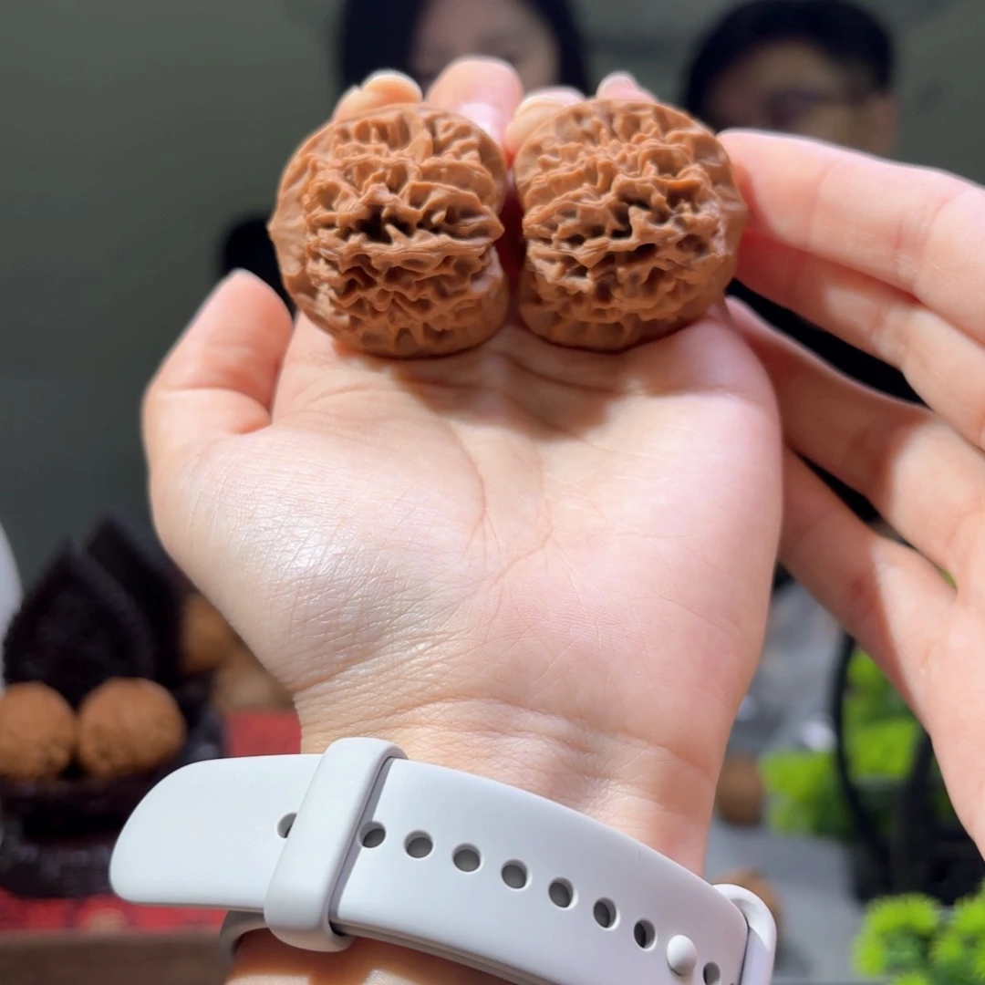 桃核吊坠流*i39秦闷原生态