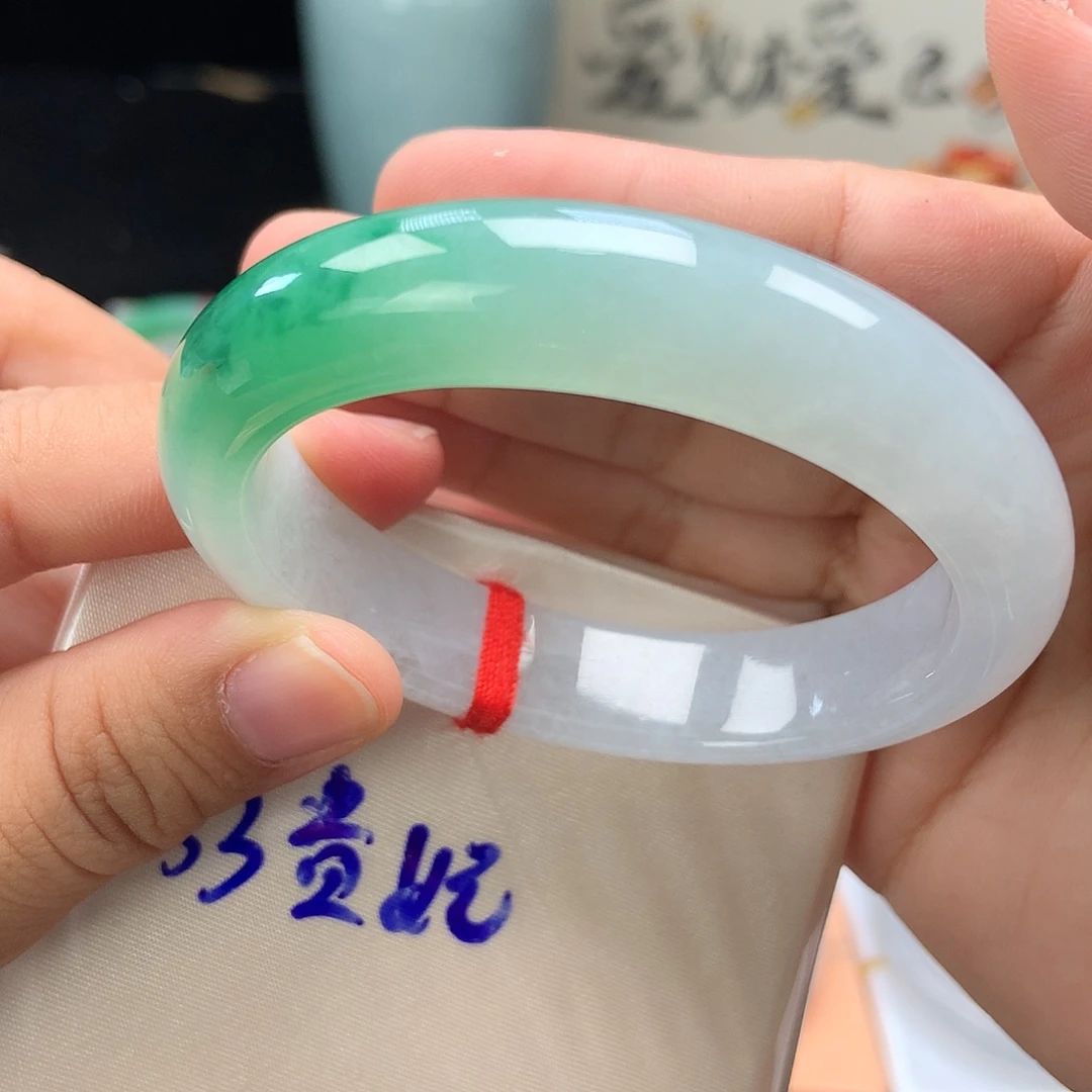未镶嵌手镯翡翠44号