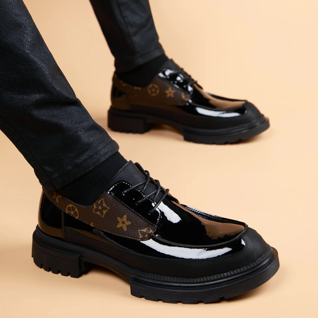 新款圆头皮鞋男商务休闲潮流内增高亮面皮鞋透气厚底英伦风男婚鞋