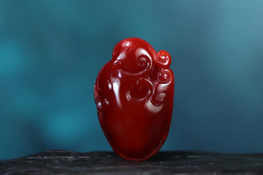 凉山南红玛瑙九口玫瑰红精致小雕件配饰吊坠挂件灵芝如意