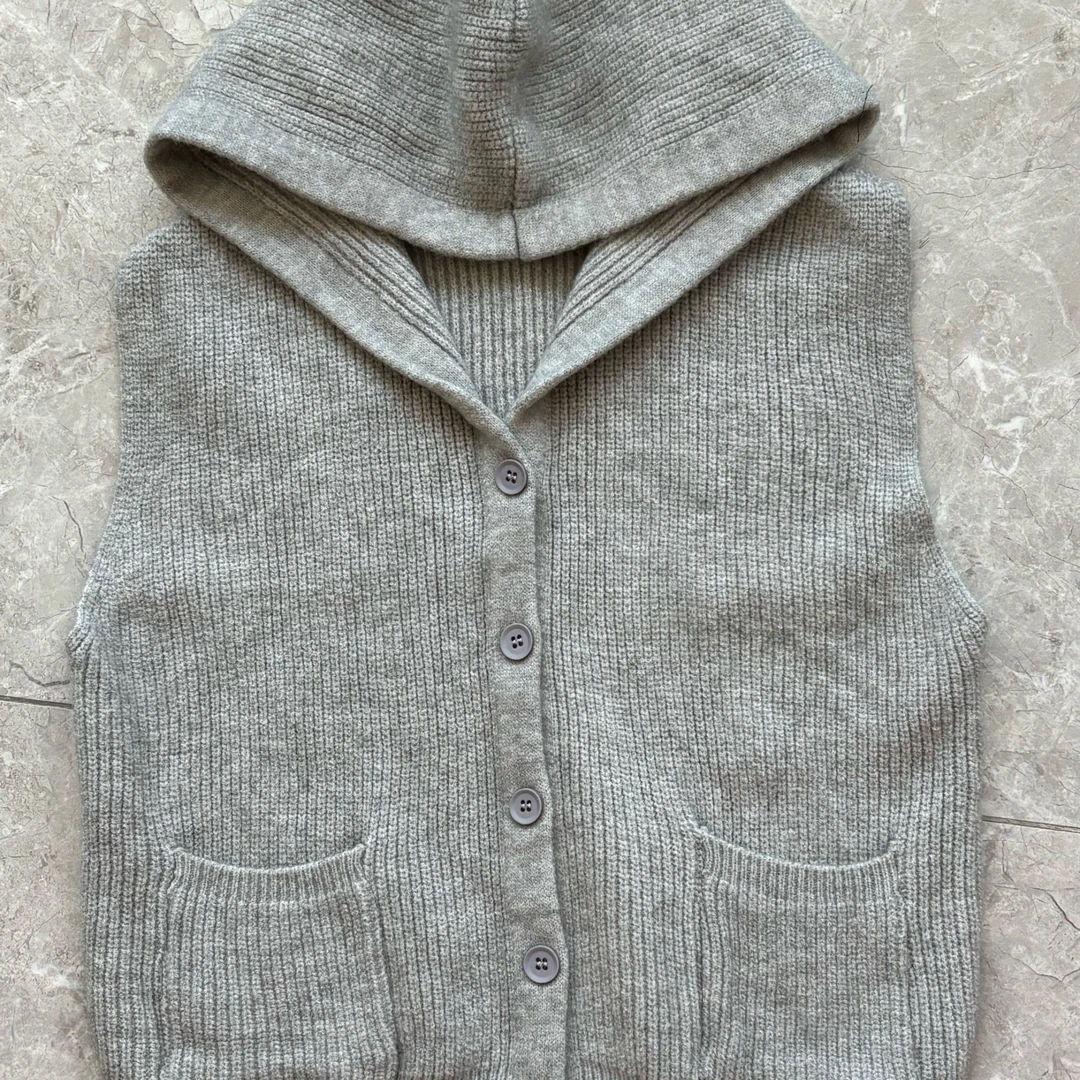 大娟25281冬季新款休闲连帽净色毛线短款马甲背心女