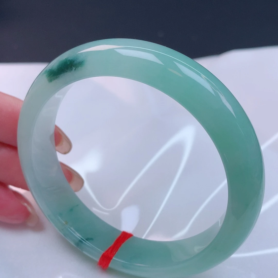 【闪购商品】未镶嵌手镯翡翠56