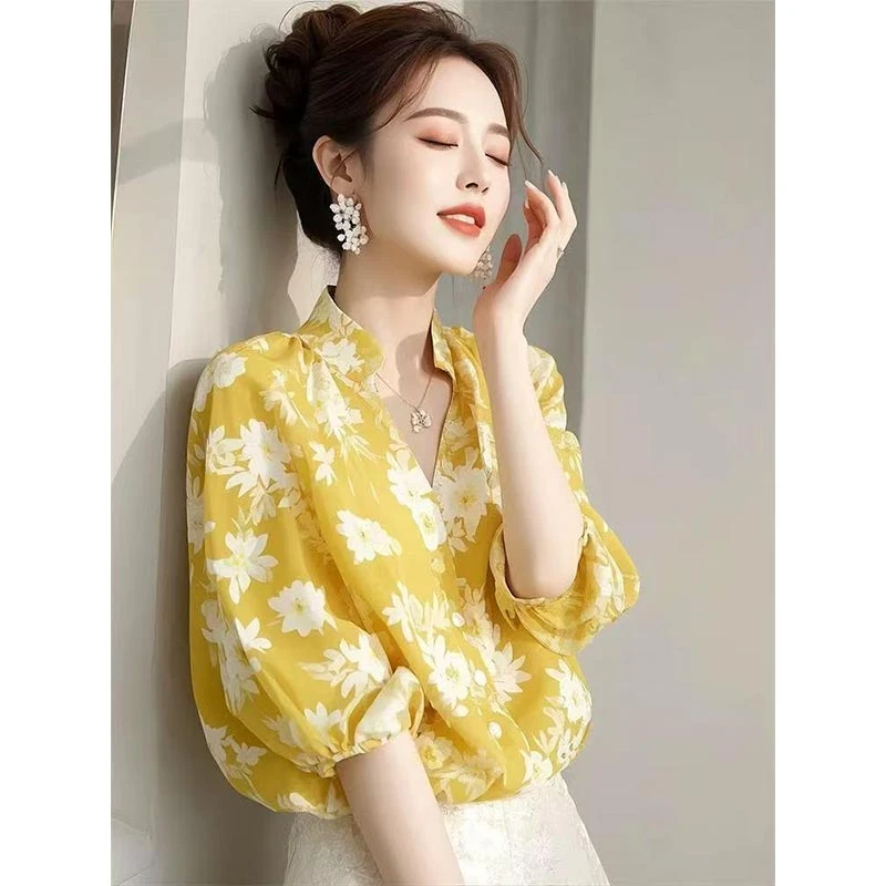 2025年春夏新款时尚潮流黄色印花设计感衬衫女个性百搭气质高级感