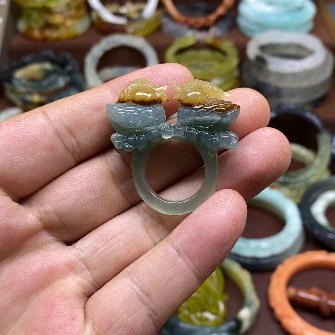 蛇纹石玉未镶嵌戒圈