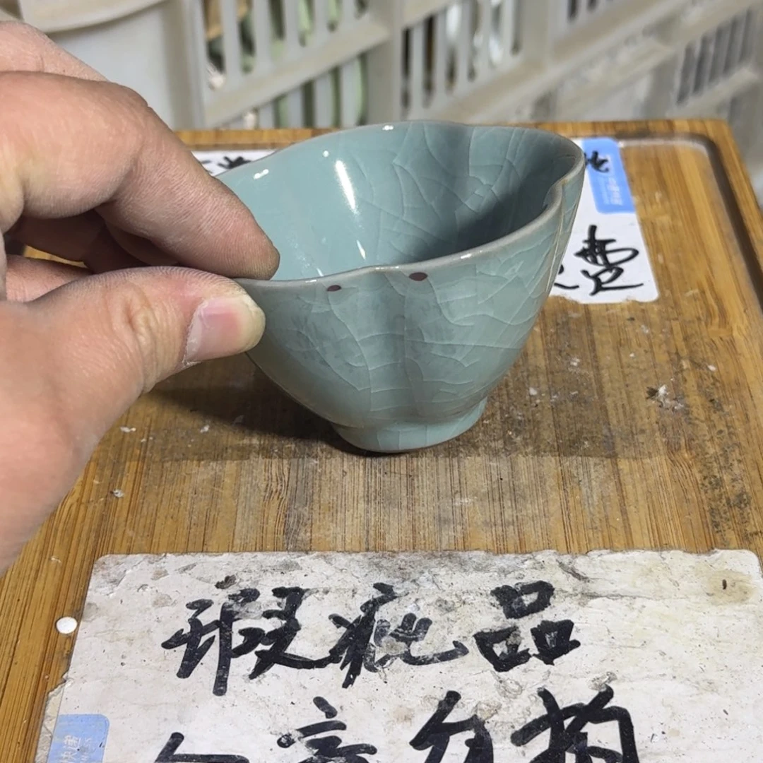 瑕疵介意勿拍陶瓷器皿D752跳釉介意勿拍陶瓷