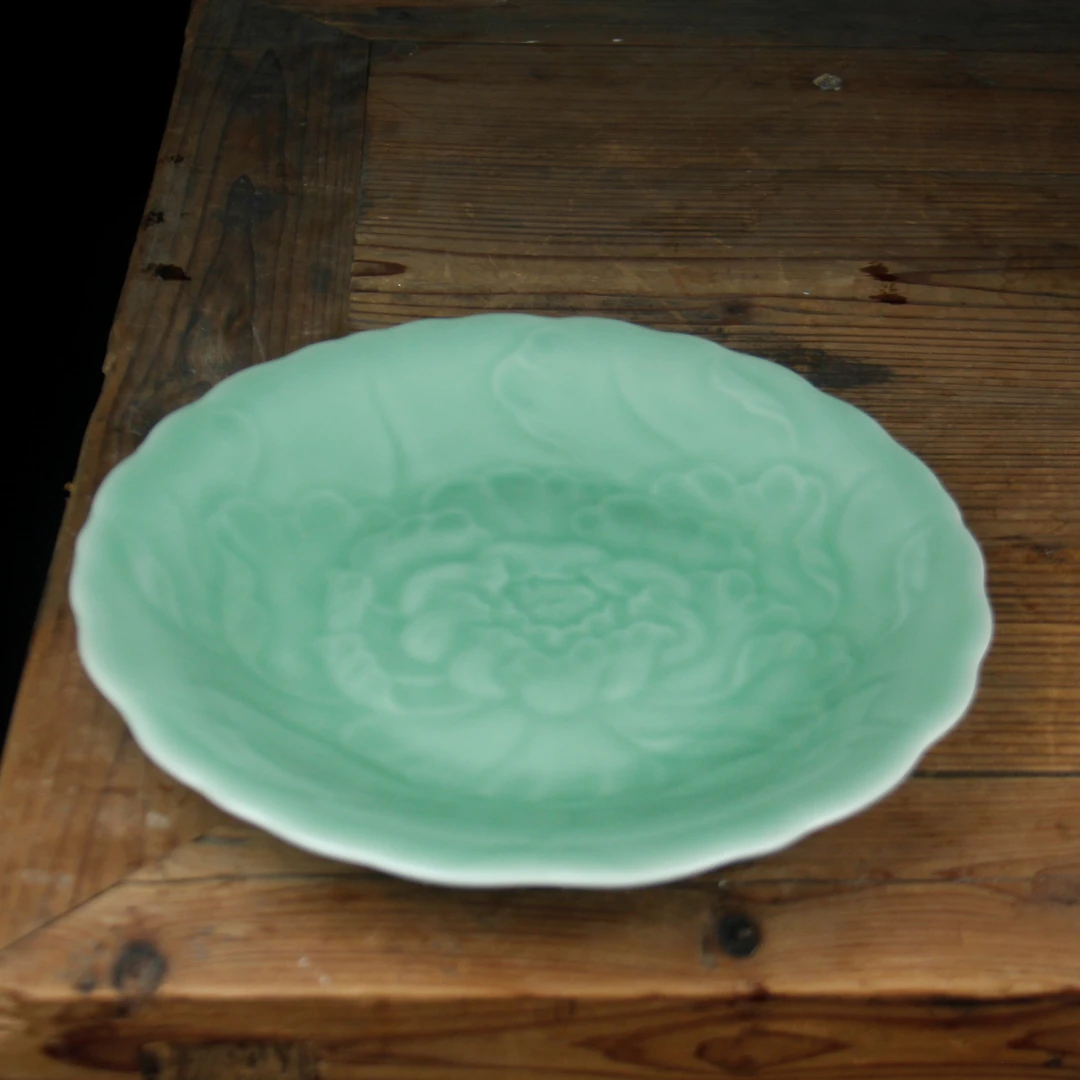 龙泉青瓷梅子青牡丹大号盘子22.5cm